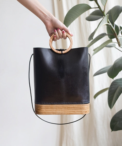 OAKLAND - Leather & Oak Wood